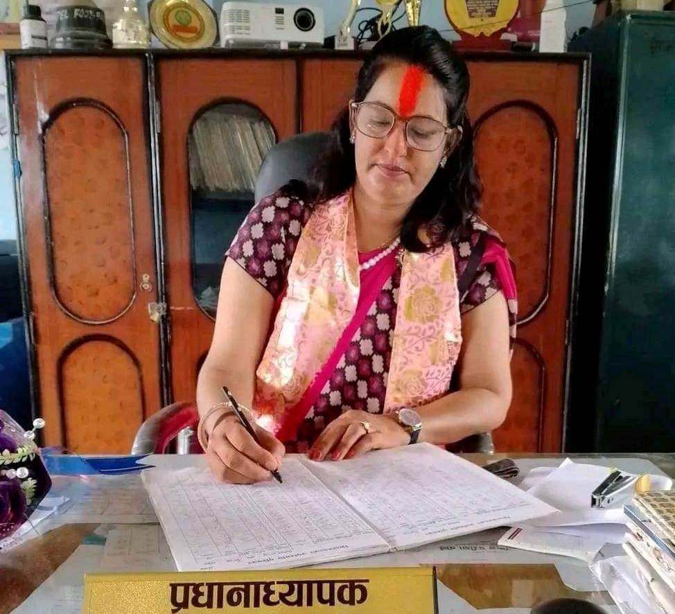 मेचीनगरका विद्यालयको कमाण्डमा थपिदैं महिला, भानु माविमा तिम्सिना नियुक्त